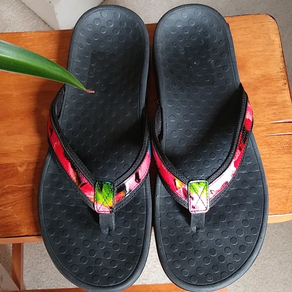 vionic tide 11 sandals